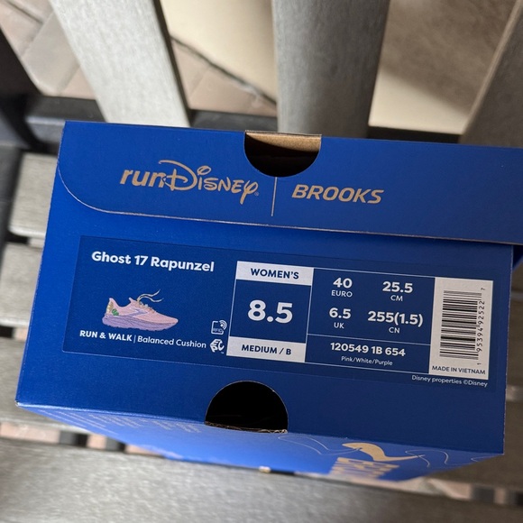 Brooks Women’s Ghost 17 Rapunzel Sneakers - Purple and White - Picture 2 of 7